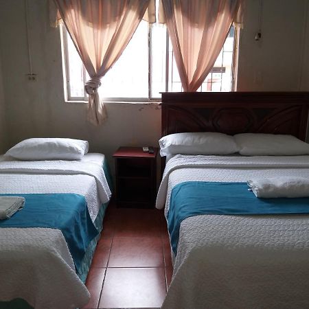 Hostal Miconia Puerto Ayora  Luaran gambar
