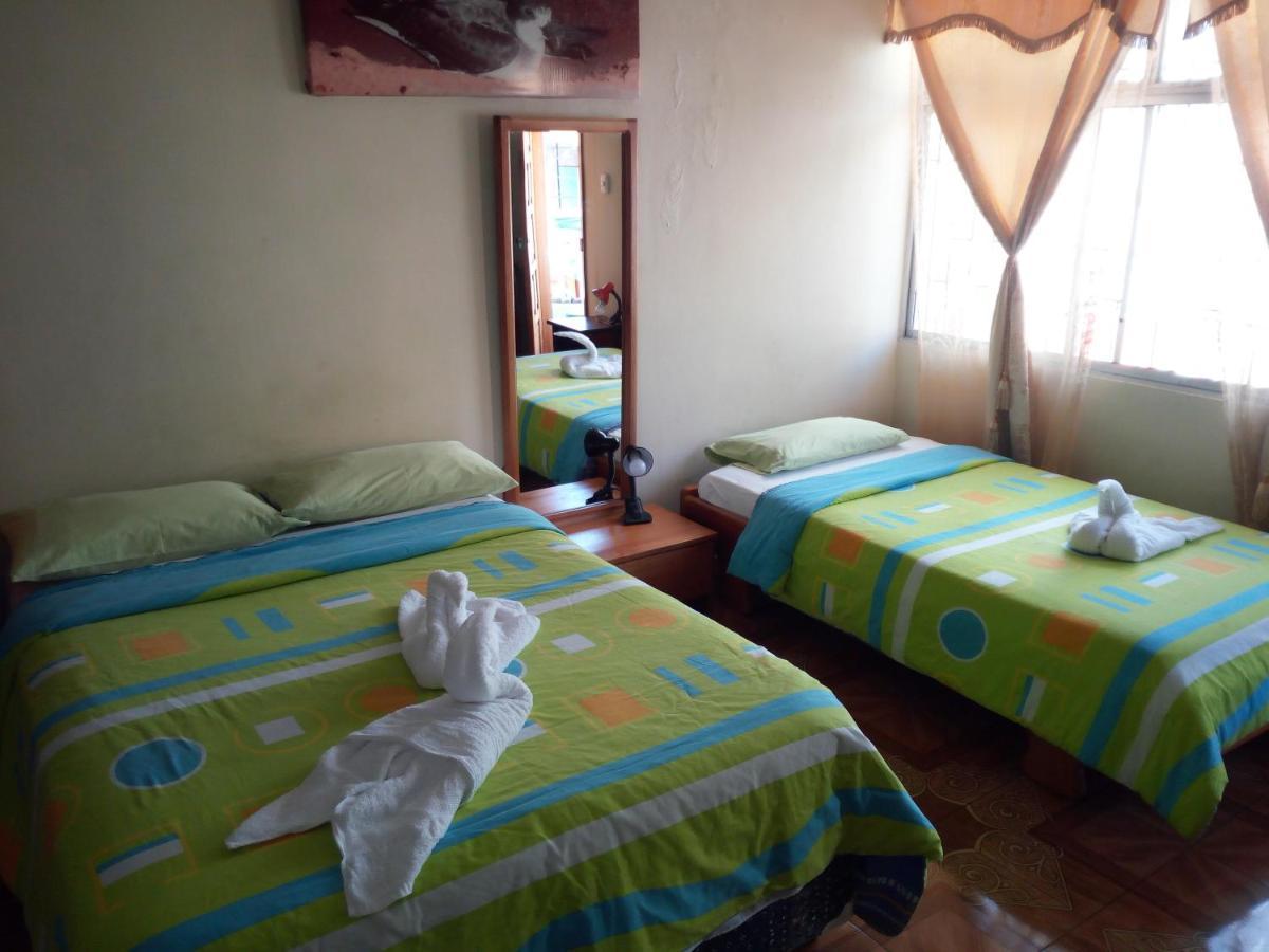 Hostal Miconia Puerto Ayora  Luaran gambar