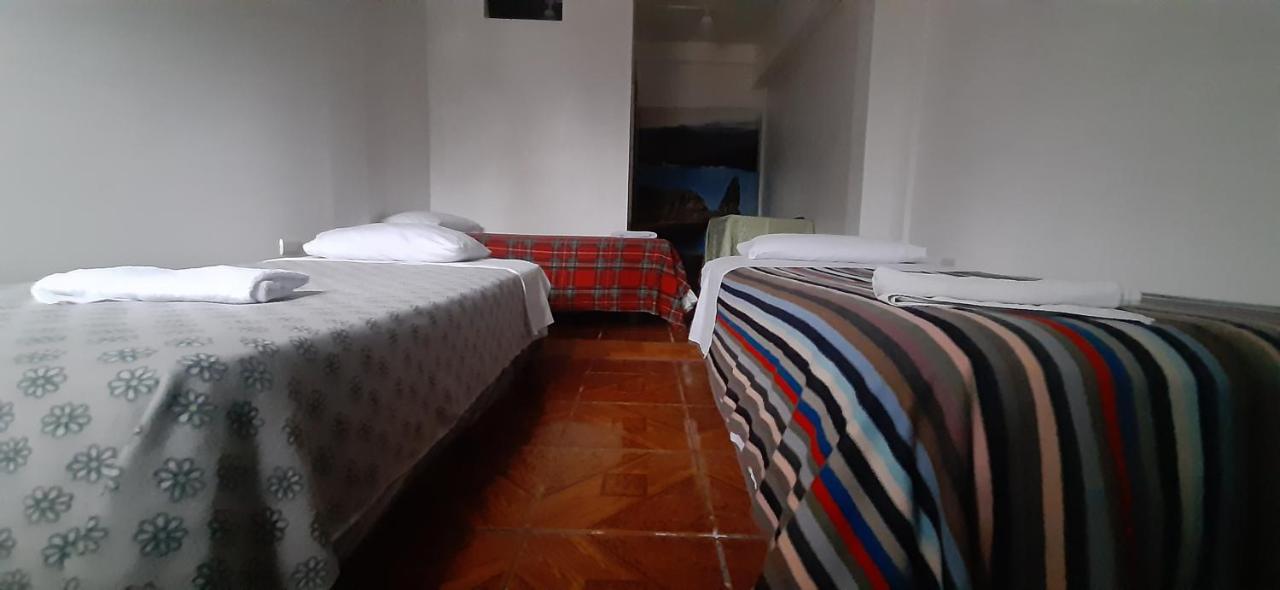 Hostal Miconia Puerto Ayora  Luaran gambar