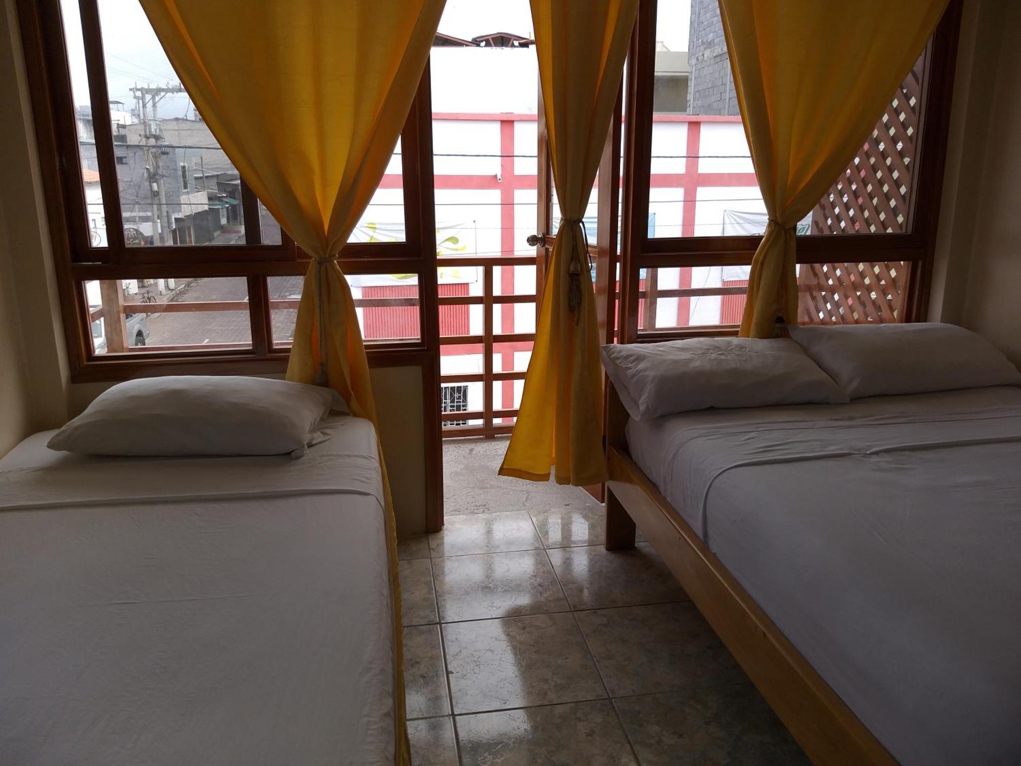 Hostal Miconia Puerto Ayora  Bilik gambar