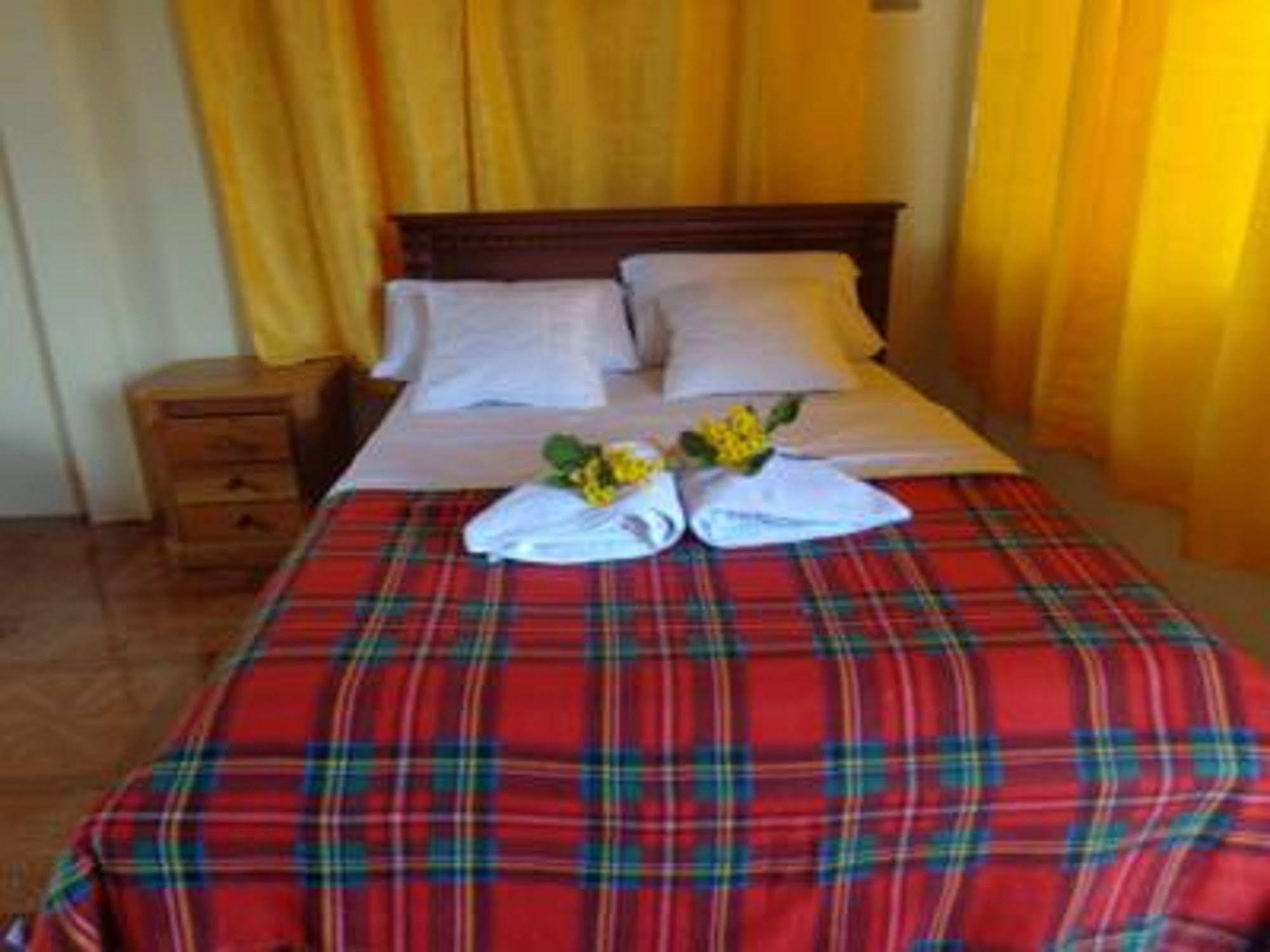 Hostal Miconia Puerto Ayora  Luaran gambar