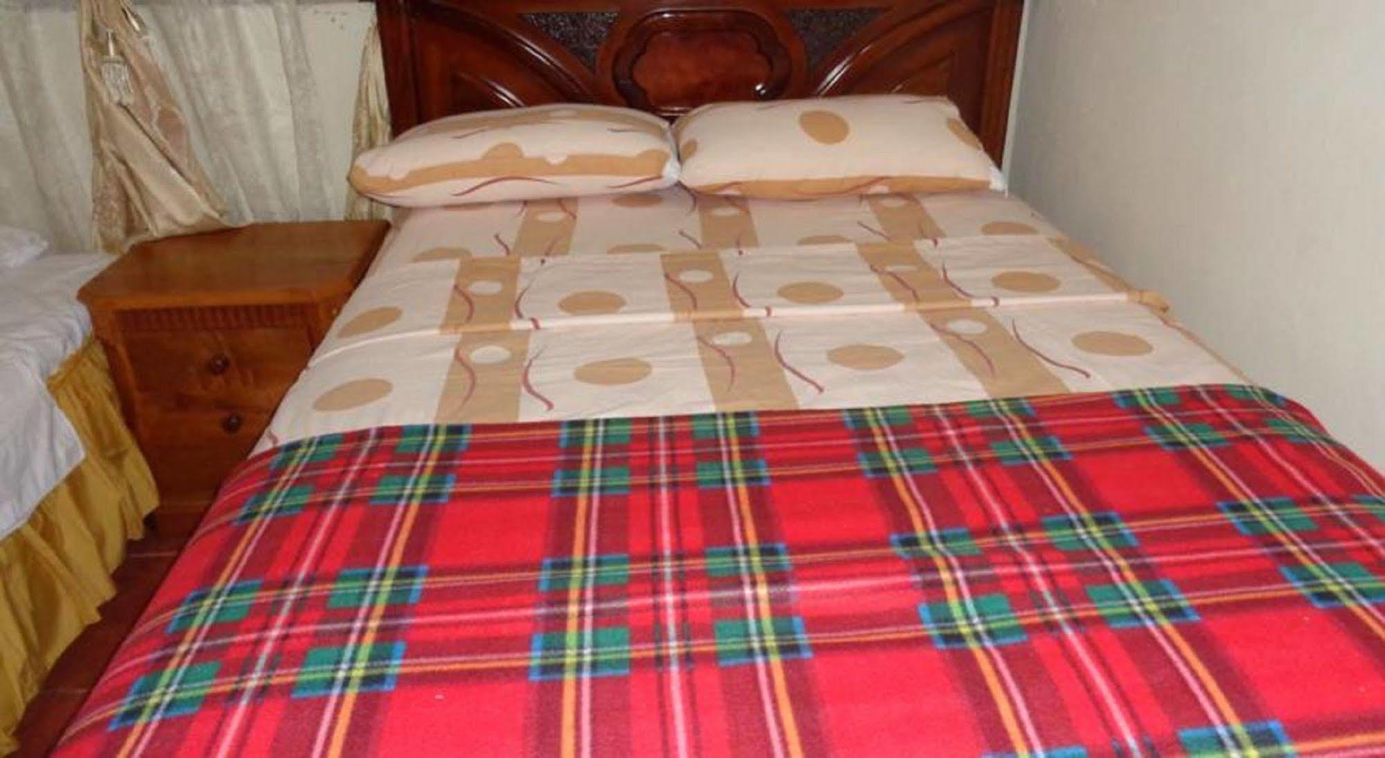 Hostal Miconia Puerto Ayora  Luaran gambar